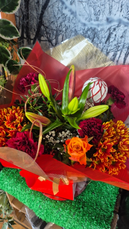 Cindy Lou...Flower Box